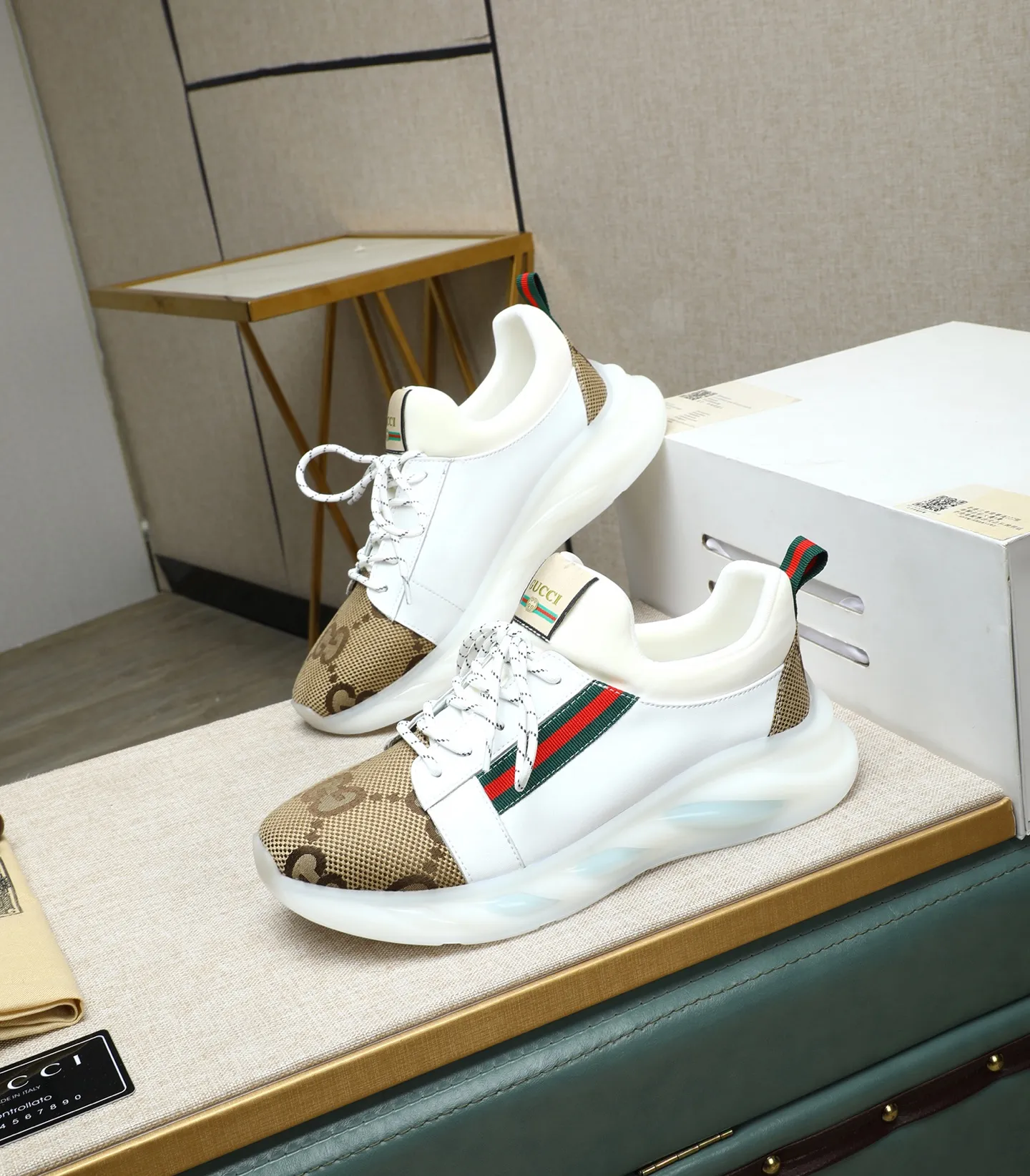Men's shoes💰440 GUCCI🔍🔍Latest spring style On sale at the same time at the counter, original calfskin imported from Italy, genuine leather lining, (high-end, luxury, and class) exquisite workmanship, soles: original soles specially provided by the original factory, ⚠Exclusive double-layer movable molded soles are super comfortable⚠, real photos🎬The real ones are better🔍🔍"High quality·Follow the order" code number 38-44